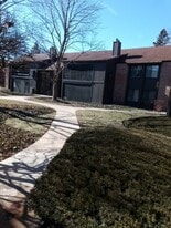 Building Photo - 710 Saint Andrews Ln