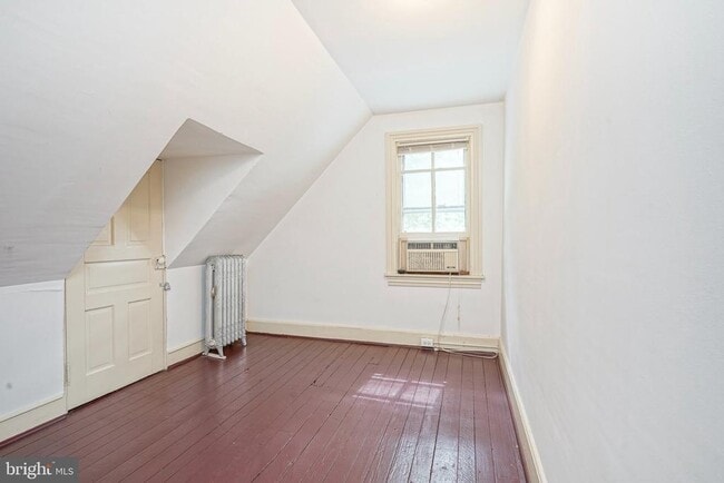 Building Photo - 315 Chestnut St