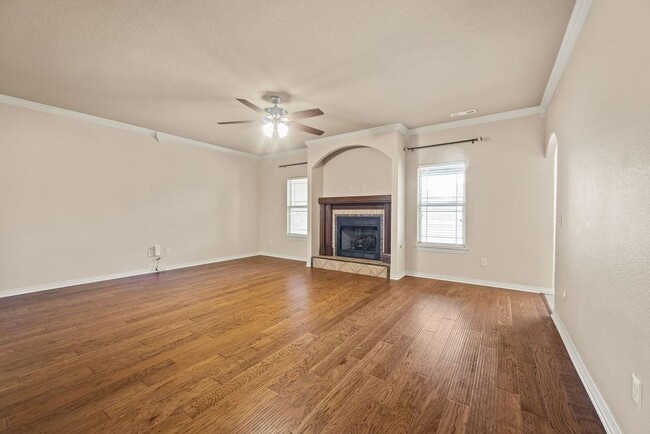 Building Photo - 1809 SW Sequoia St