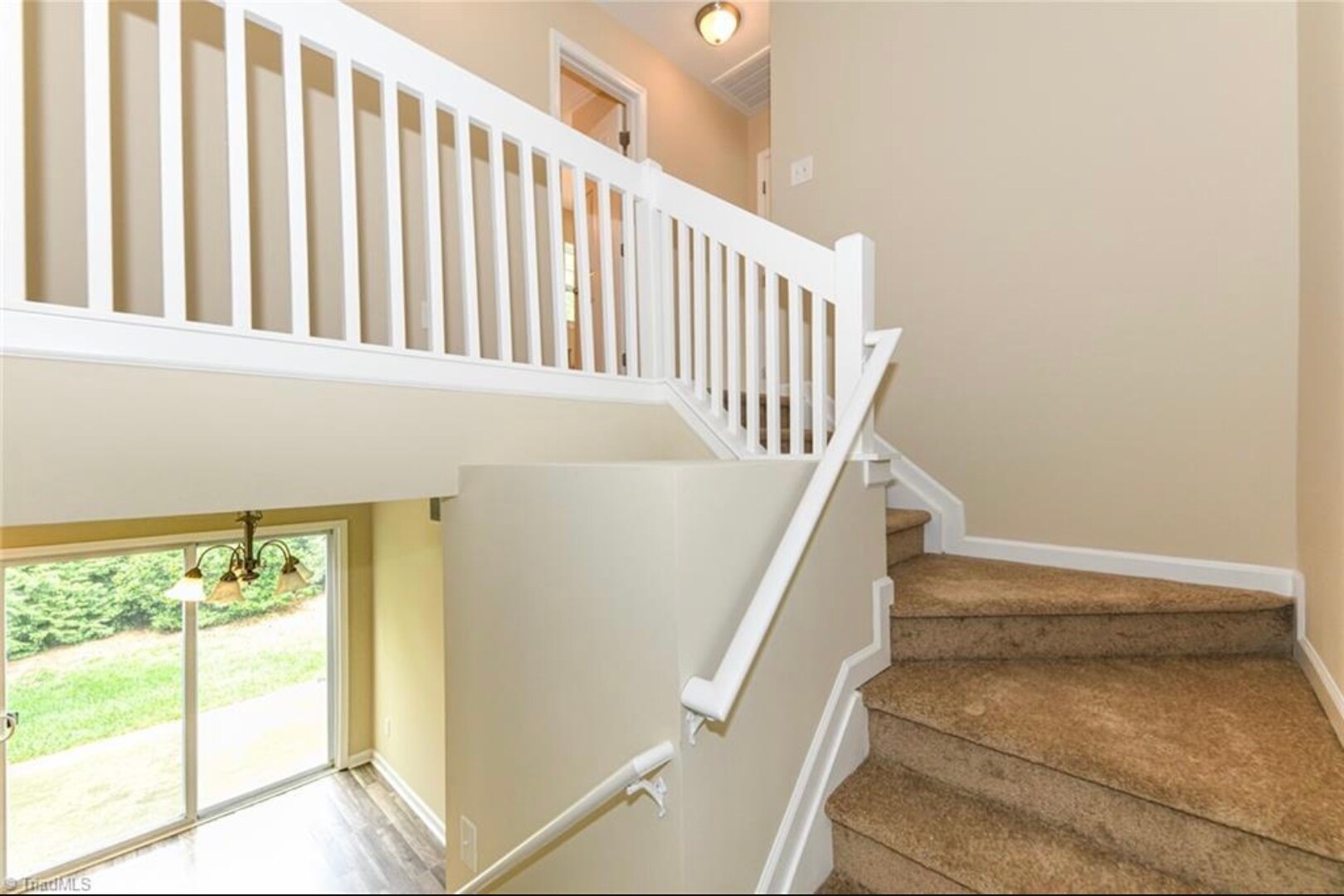 Building Photo - 636 Grasswren Way