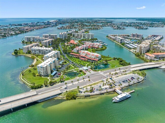 Building Photo - 7871 Sailboat Key Blvd S