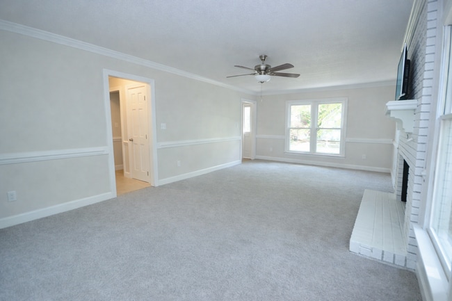 Building Photo - 2504 Timothy Dr