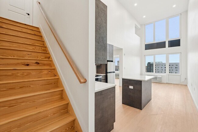 Building Photo - 1 Mallory Ave