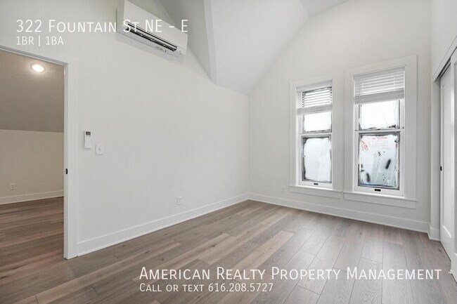 Building Photo - 322 Fountain St NE