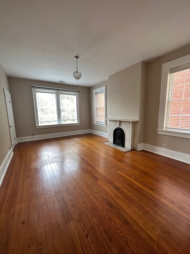 Building Photo - 212 E Gaston St