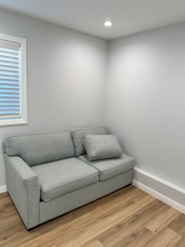 Building Photo - 1009 N Prospero Dr