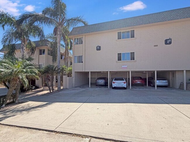 Building Photo - 5075 Narragansett Ave