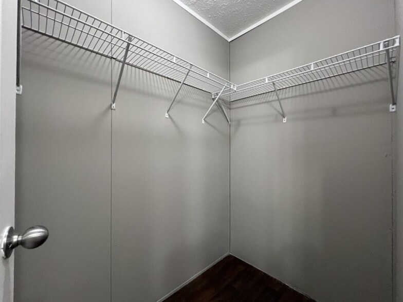 Building Photo - 302 Caseybrook Ct