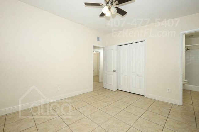 Building Photo - 3392 Bougainvillea Dr