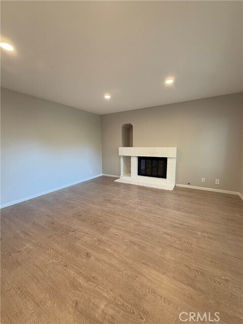 Building Photo - 26361 W Grove Cir