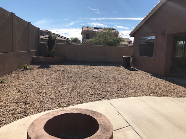 Building Photo - New carpet....great house for the money in Estrella Mountain Ranch!