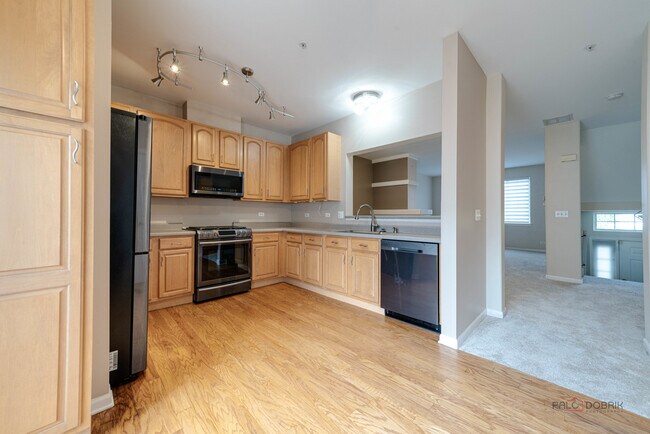 Building Photo - 1719 Sienna Ct