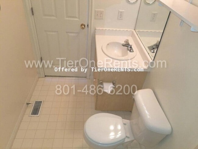 Building Photo - NO DEPOSIT option available for qualified renters!