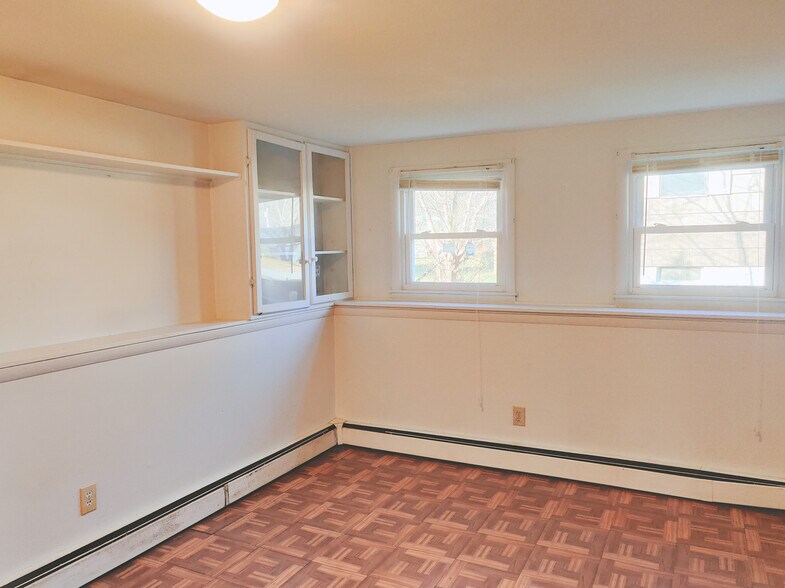 Building Photo - 29 Donna Dr