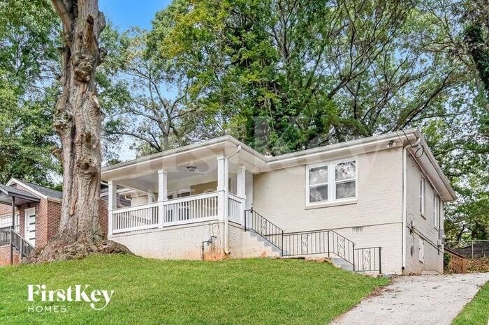 Primary Photo - 817 Beechwood Ave SW