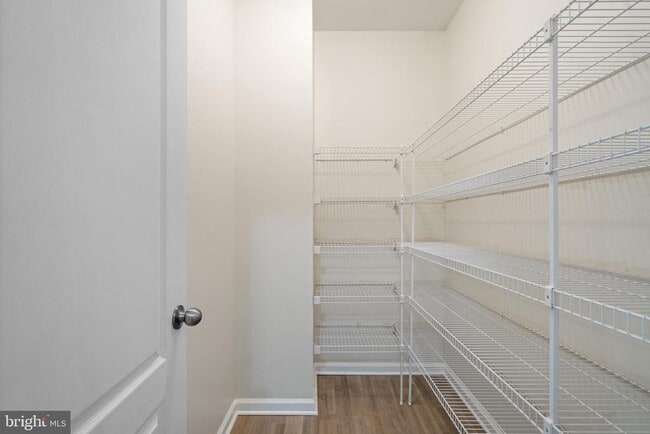Building Photo - 290 Norland Knoll Dr