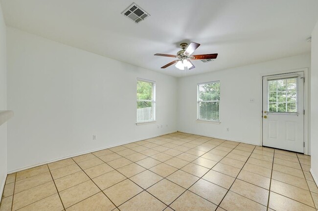 Building Photo - 308 Pheasant Ridge Dr