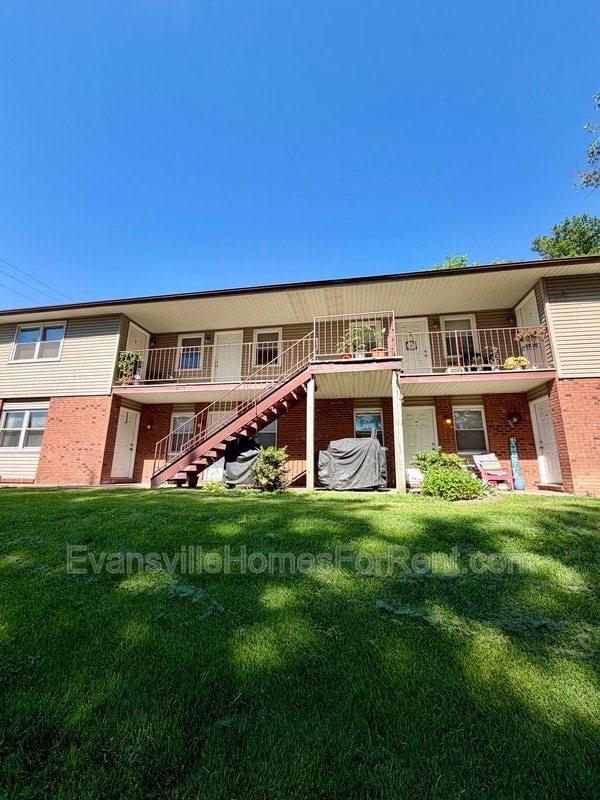 Building Photo - 408 S Bosse Ave