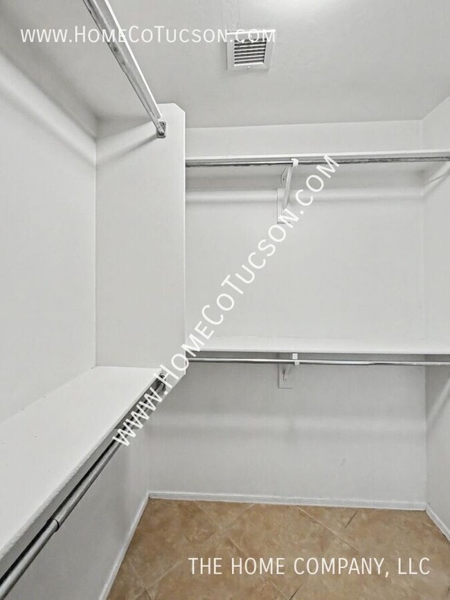 Building Photo - 14306 S Camino Vallado
