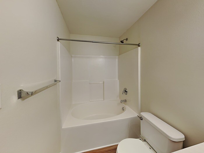 Building Photo - 2727 Oasis Ln