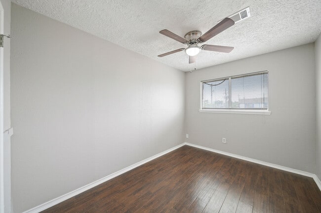 Building Photo - 13464 Castilian Dr