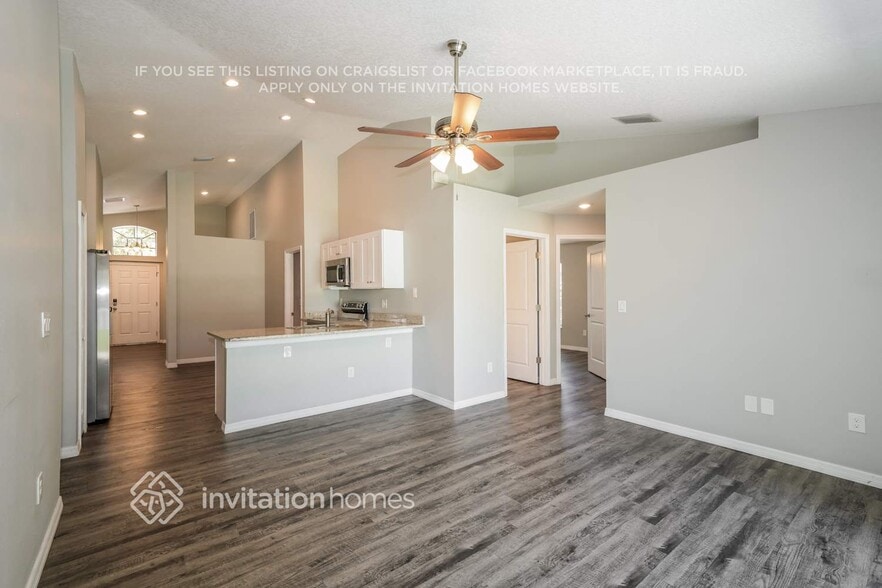 Building Photo - 30939 Stone Arch Ave