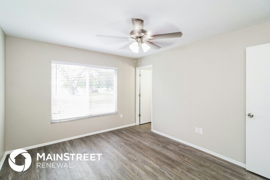Building Photo - 5142 Escalante Dr