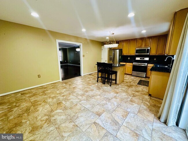 Building Photo - 4719 Ashforth Way