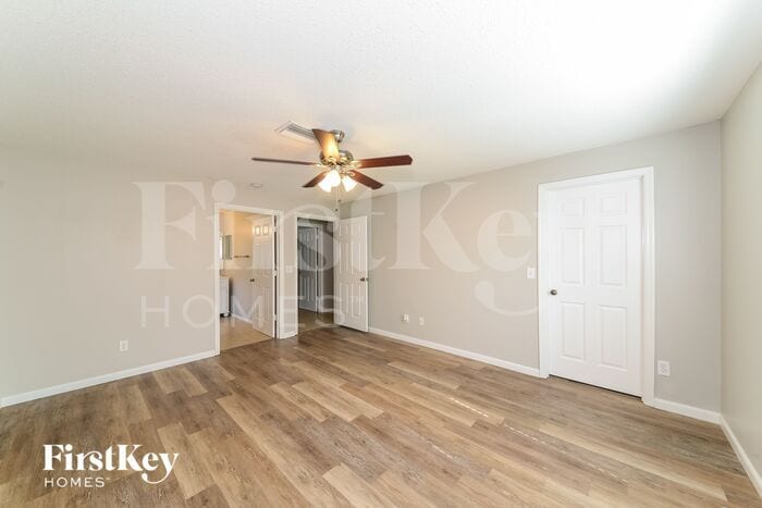 Building Photo - 4022 Banbury Cir