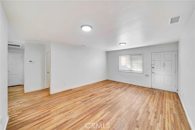 Building Photo - 14233 Sylvan St