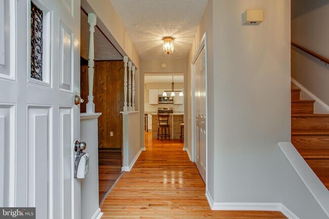 Building Photo - 3084 Eutaw Forest Dr