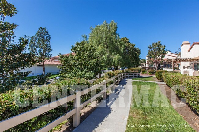 Building Photo - 11816 Bernardo Terrace