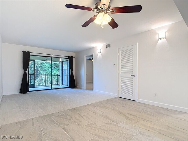 Building Photo - 28120 Pine Haven Way