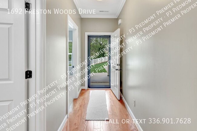 Building Photo - 1692 Preston Woods Dr