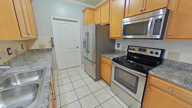 Building Photo - 1324 Kershaw Loop