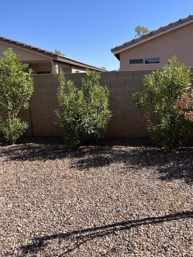 Building Photo - 157 W Inglewood St