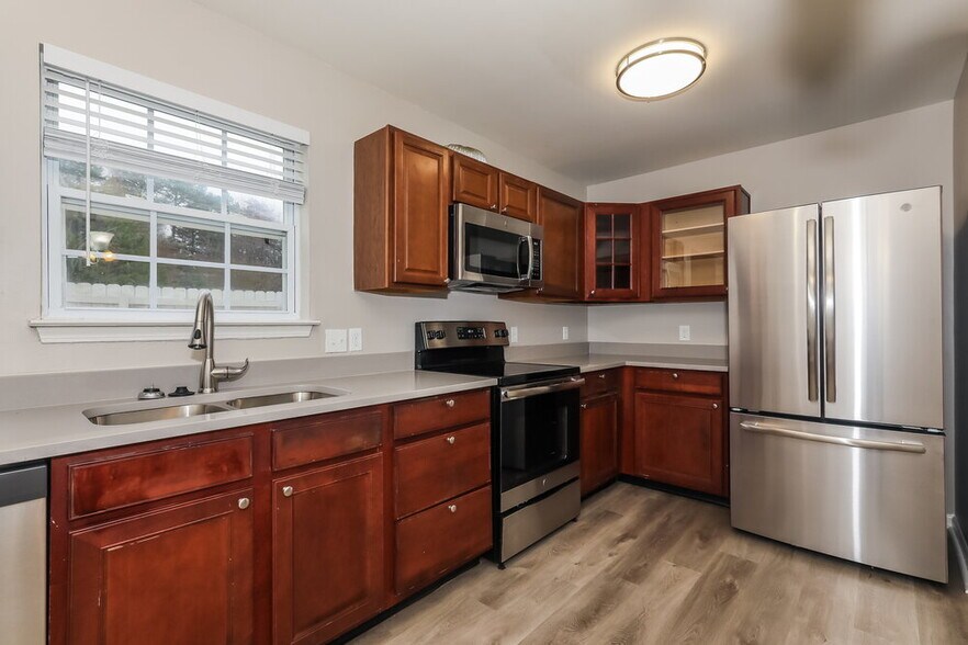 Building Photo - 2604 Dapple Ct