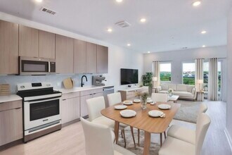 Building Photo - 4802 S Congress Ave