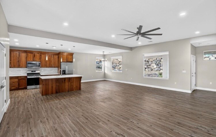 Building Photo - 1838 W 180 N