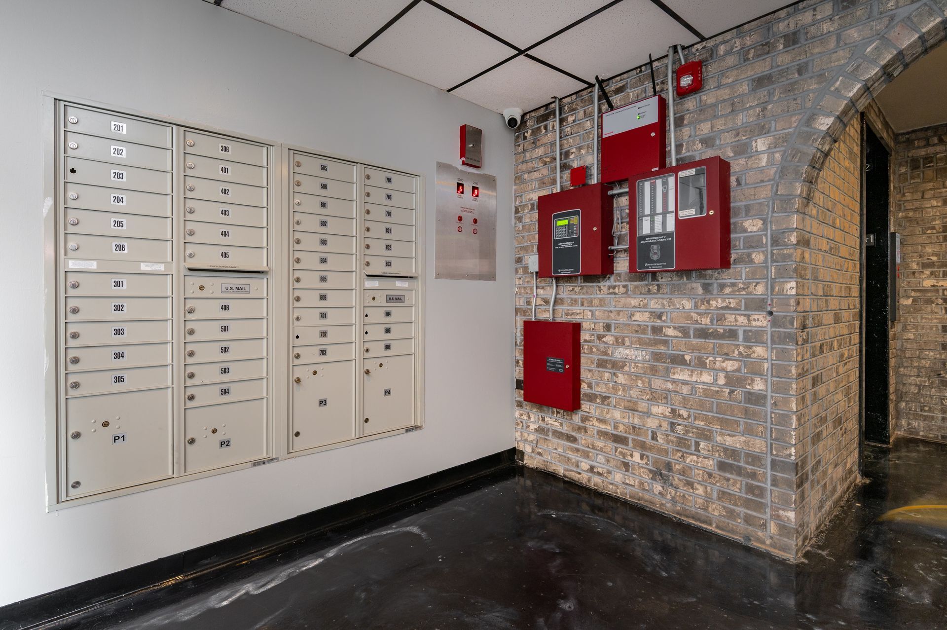 Building Photo - 2310 N Harlem Ave