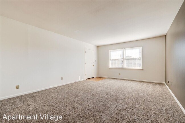 Building Photo - 2 br, 1 bath House - 2910 Ravenswood Dr