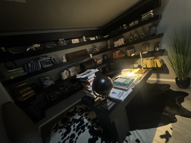 Building Photo - 6501 Westrock Dr