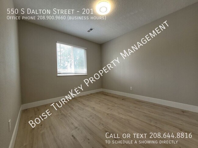 Building Photo - 550 S Dalton Ln