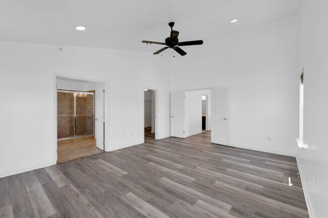 Building Photo - 245 Snapdragon Way