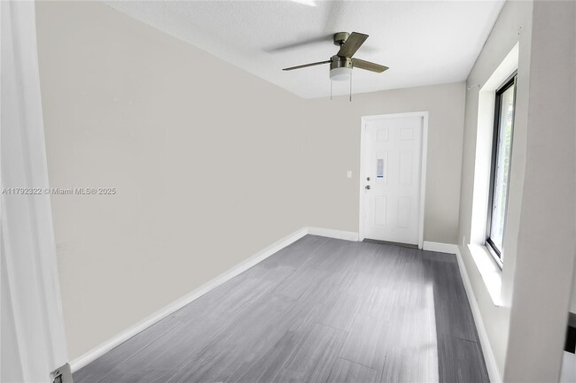 Building Photo - 9620 NW 26th Ct