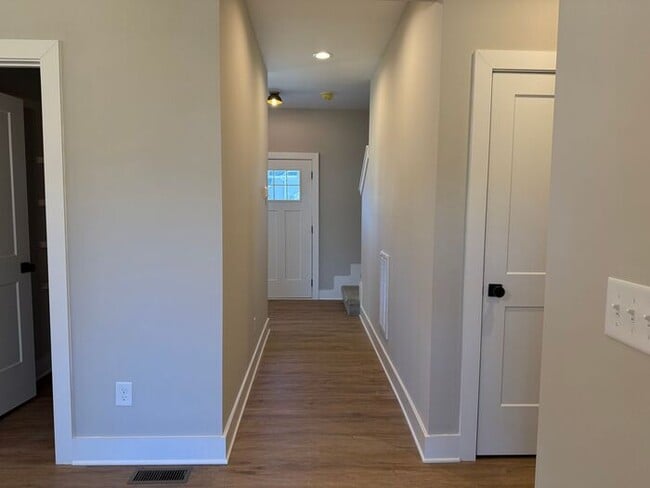 Building Photo - Beautiful New Construction in Booming Old Hickory