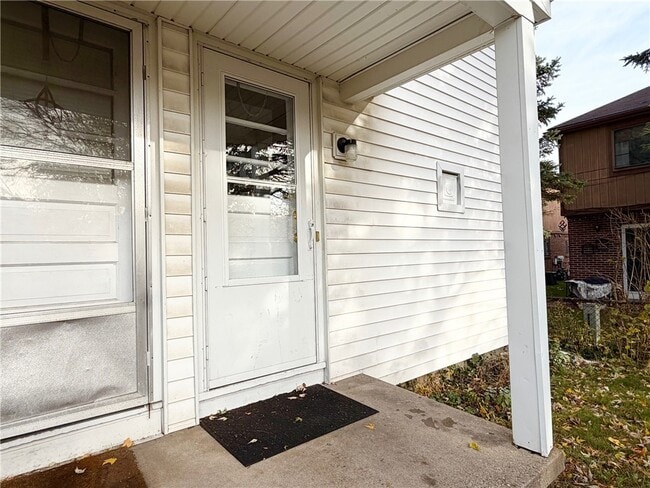 Building Photo - 214 Magnolia Ave