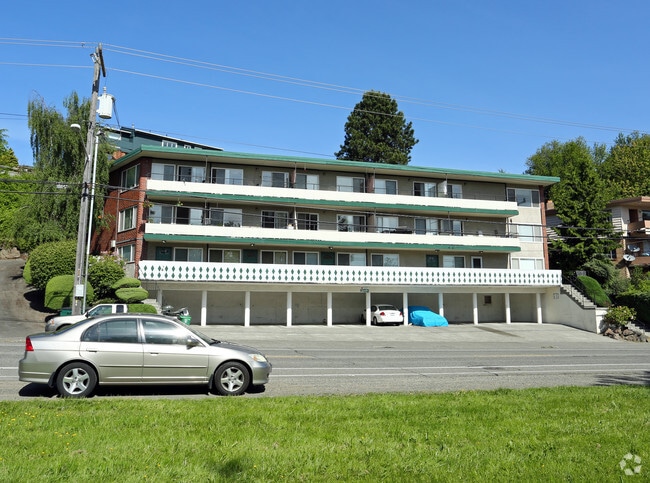 Building Photo - 2501 Thorndyke Ave W