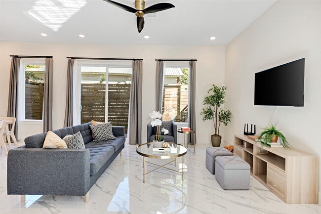 Building Photo - 5908 St Augustine St