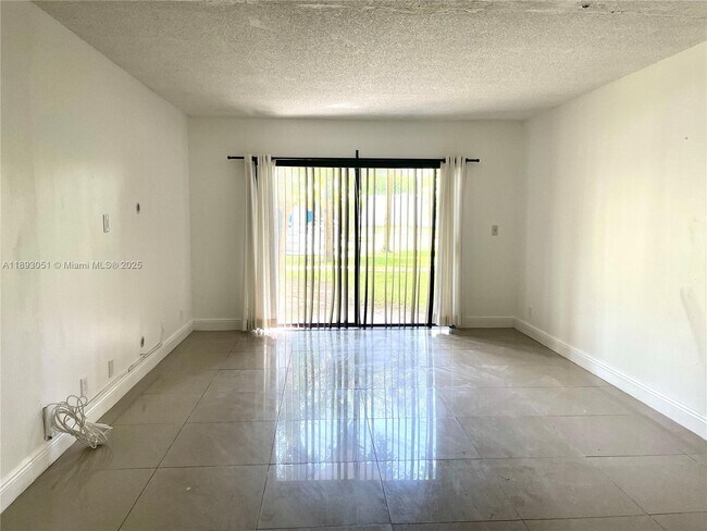Building Photo - 8290 Lake Dr